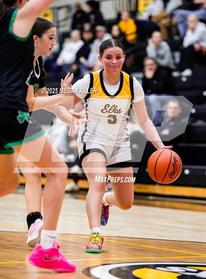 Thumbnail 2 in JV: Dublin Coffman @ Centerville photogallery.