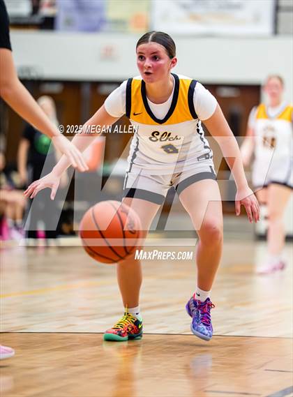 Thumbnail 1 in JV: Dublin Coffman @ Centerville photogallery.