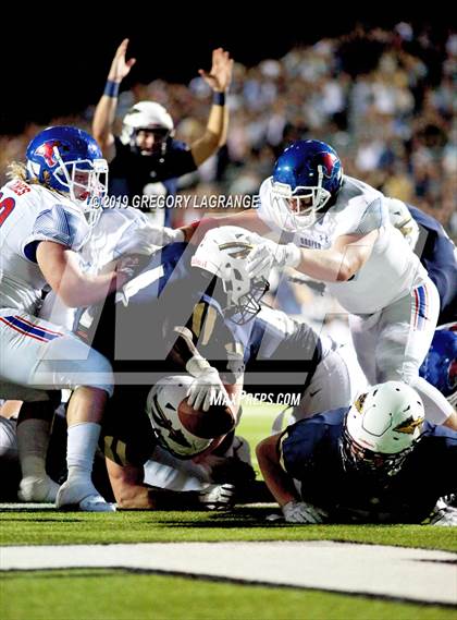 Thumbnail 3 in Cooper vs Keller photogallery.