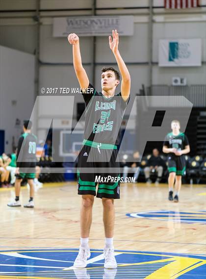 Thumbnail 2 in El Camino vs. Los Gatos (Warriors Nor-Cal Invitational) photogallery.