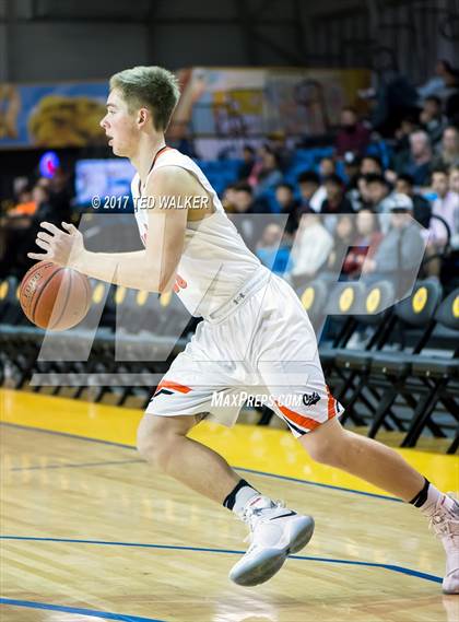 Thumbnail 1 in El Camino vs. Los Gatos (Warriors Nor-Cal Invitational) photogallery.