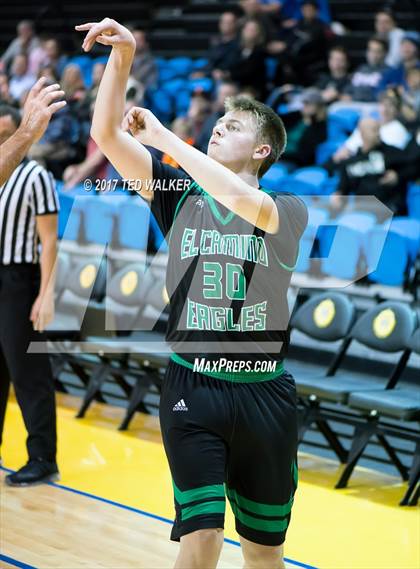 Thumbnail 2 in El Camino vs. Los Gatos (Warriors Nor-Cal Invitational) photogallery.