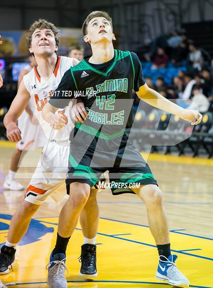 Thumbnail 3 in El Camino vs. Los Gatos (Warriors Nor-Cal Invitational) photogallery.