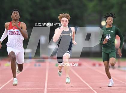 Thumbnail 3 in Brother Martin "Chubby Marks" Relays (Track Events) photogallery.