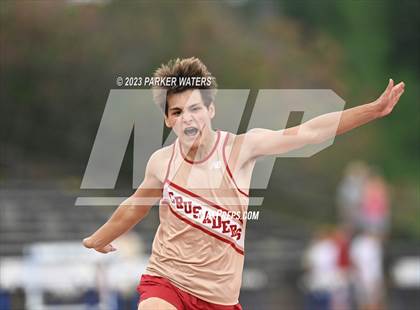 Thumbnail 3 in Brother Martin "Chubby Marks" Relays (Track Events) photogallery.