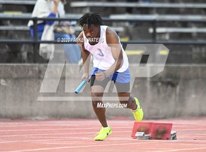 Thumbnail 3 in Brother Martin "Chubby Marks" Relays (Track Events) photogallery.