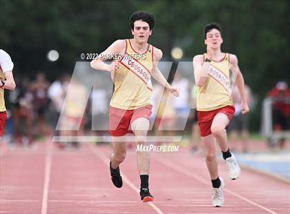 Thumbnail 3 in Brother Martin "Chubby Marks" Relays (Track Events) photogallery.