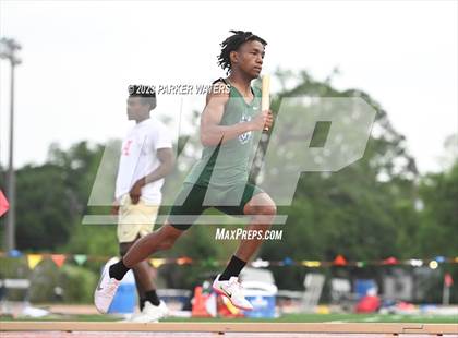 Thumbnail 3 in Brother Martin "Chubby Marks" Relays (Track Events) photogallery.