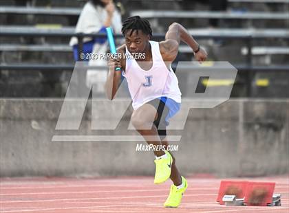 Thumbnail 1 in Brother Martin "Chubby Marks" Relays (Track Events) photogallery.