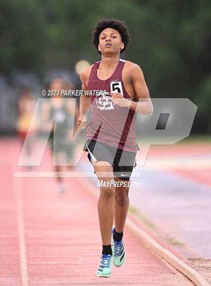 Thumbnail 3 in Brother Martin "Chubby Marks" Relays (Track Events) photogallery.