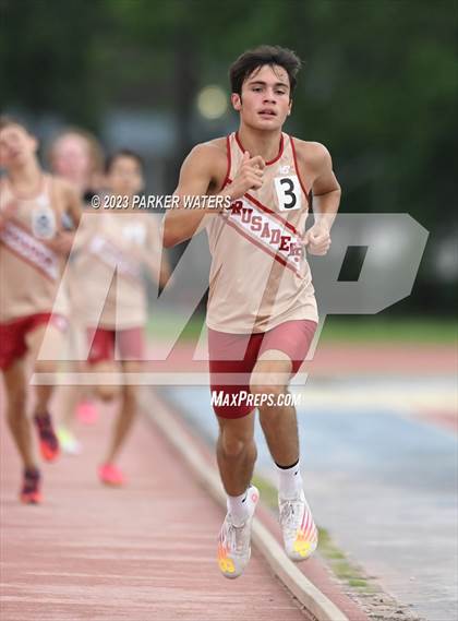Thumbnail 1 in Brother Martin "Chubby Marks" Relays (Track Events) photogallery.