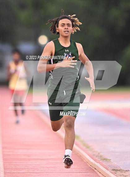 Thumbnail 2 in Brother Martin "Chubby Marks" Relays (Track Events) photogallery.