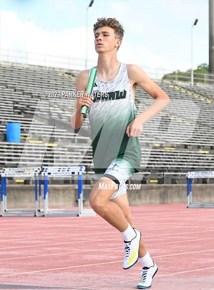 Thumbnail 3 in Brother Martin "Chubby Marks" Relays (Track Events) photogallery.