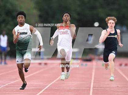 Thumbnail 2 in Brother Martin "Chubby Marks" Relays (Track Events) photogallery.