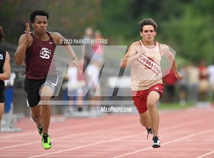 Thumbnail 2 in Brother Martin "Chubby Marks" Relays (Track Events) photogallery.