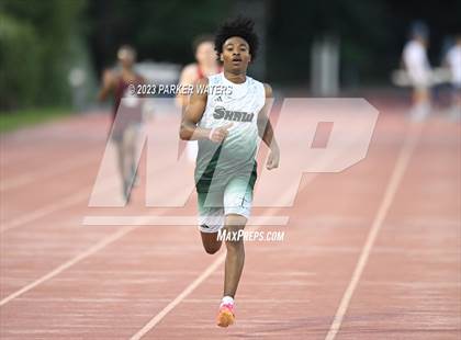 Thumbnail 2 in Brother Martin "Chubby Marks" Relays (Track Events) photogallery.