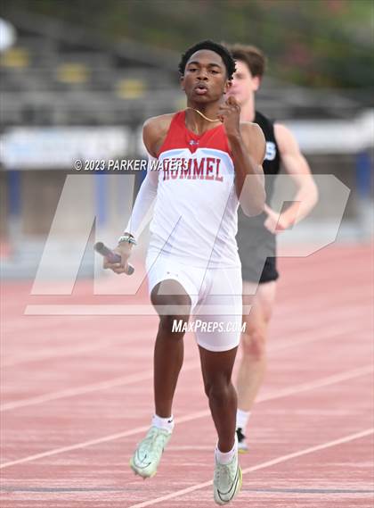 Thumbnail 1 in Brother Martin "Chubby Marks" Relays (Track Events) photogallery.