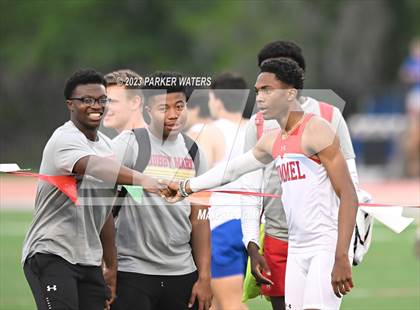 Thumbnail 2 in Brother Martin "Chubby Marks" Relays (Track Events) photogallery.