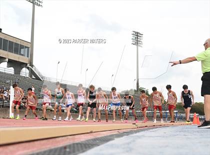 Thumbnail 1 in Brother Martin "Chubby Marks" Relays (Track Events) photogallery.