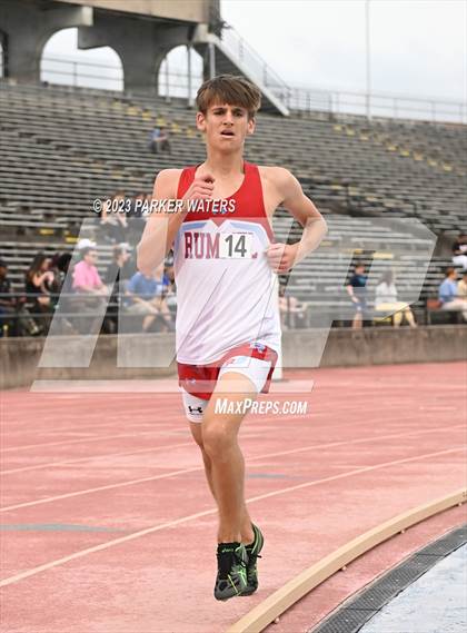 Thumbnail 1 in Brother Martin "Chubby Marks" Relays (Track Events) photogallery.
