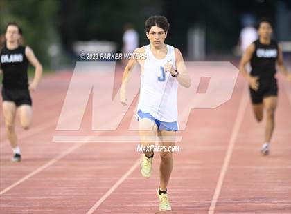 Thumbnail 2 in Brother Martin "Chubby Marks" Relays (Track Events) photogallery.