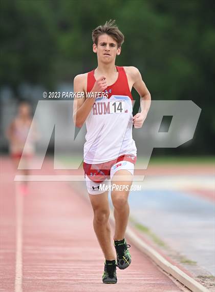 Thumbnail 1 in Brother Martin "Chubby Marks" Relays (Track Events) photogallery.