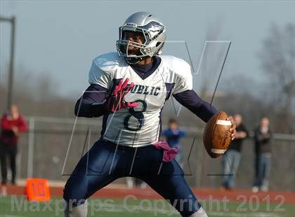 Thumbnail 2 in Hartford Public @ Middletown photogallery.