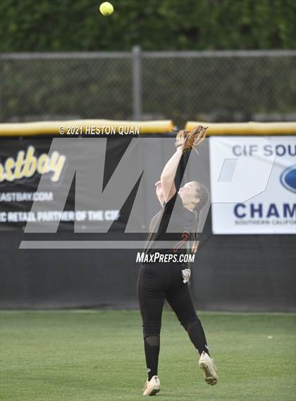 Thumbnail 3 in Esperanza vs. Roosevelt (CIF-SS D1 Final) photogallery.