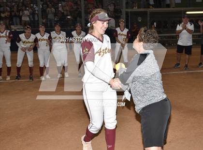 Thumbnail 2 in Esperanza vs. Roosevelt (CIF-SS D1 Final) photogallery.