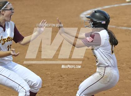 Thumbnail 2 in Esperanza vs. Roosevelt (CIF-SS D1 Final) photogallery.
