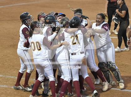 Thumbnail 3 in Esperanza vs. Roosevelt (CIF-SS D1 Final) photogallery.