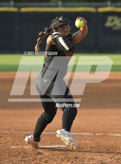 Thumbnail 1 in Esperanza vs. Roosevelt (CIF-SS D1 Final) photogallery.