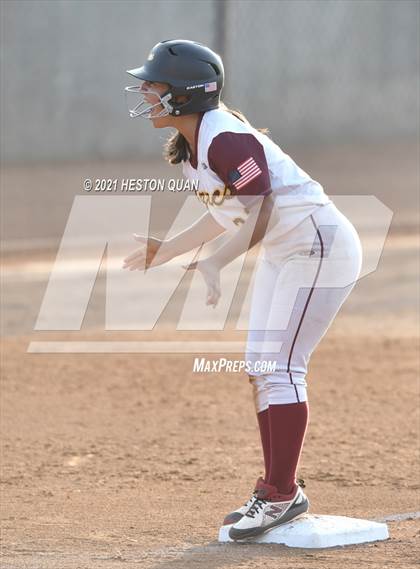 Thumbnail 1 in Esperanza vs. Roosevelt (CIF-SS D1 Final) photogallery.