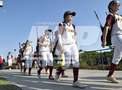 Thumbnail 2 in Esperanza vs. Roosevelt (CIF-SS D1 Final) photogallery.
