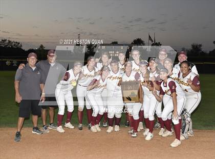 Thumbnail 1 in Esperanza vs. Roosevelt (CIF-SS D1 Final) photogallery.