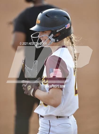 Thumbnail 1 in Esperanza vs. Roosevelt (CIF-SS D1 Final) photogallery.