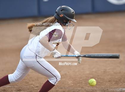 Thumbnail 2 in Esperanza vs. Roosevelt (CIF-SS D1 Final) photogallery.