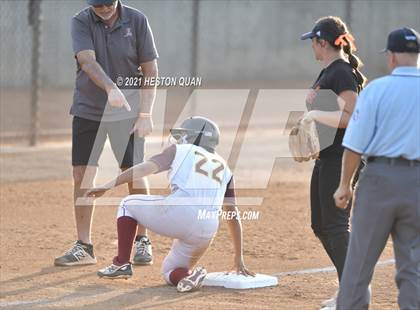 Thumbnail 3 in Esperanza vs. Roosevelt (CIF-SS D1 Final) photogallery.