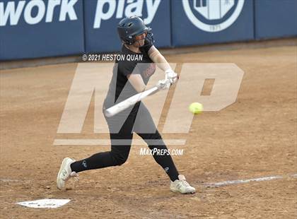 Thumbnail 3 in Esperanza vs. Roosevelt (CIF-SS D1 Final) photogallery.