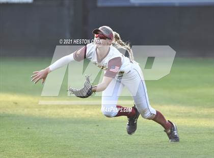 Thumbnail 2 in Esperanza vs. Roosevelt (CIF-SS D1 Final) photogallery.