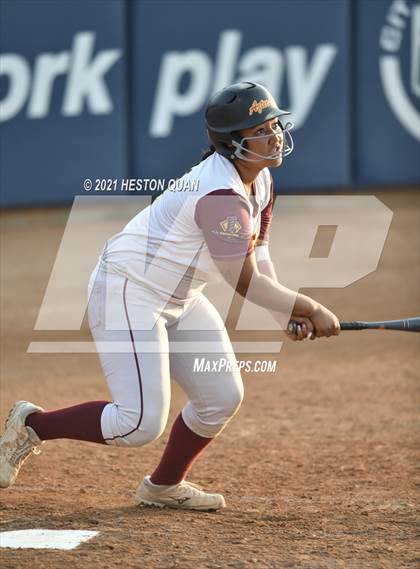 Thumbnail 1 in Esperanza vs. Roosevelt (CIF-SS D1 Final) photogallery.