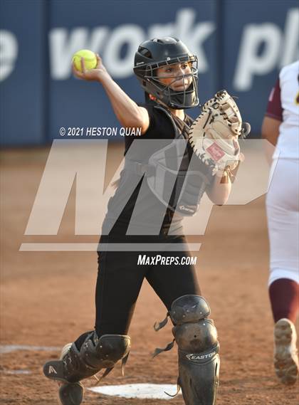 Thumbnail 2 in Esperanza vs. Roosevelt (CIF-SS D1 Final) photogallery.