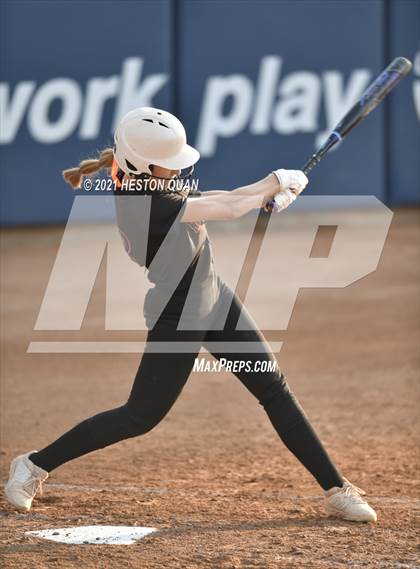 Thumbnail 3 in Esperanza vs. Roosevelt (CIF-SS D1 Final) photogallery.