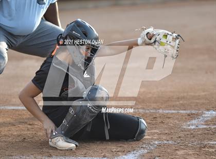 Thumbnail 1 in Esperanza vs. Roosevelt (CIF-SS D1 Final) photogallery.