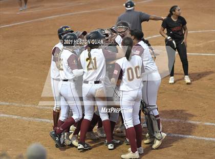 Thumbnail 2 in Esperanza vs. Roosevelt (CIF-SS D1 Final) photogallery.