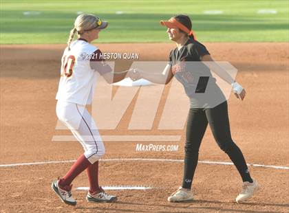 Thumbnail 2 in Esperanza vs. Roosevelt (CIF-SS D1 Final) photogallery.