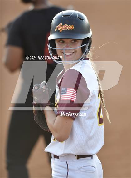 Thumbnail 2 in Esperanza vs. Roosevelt (CIF-SS D1 Final) photogallery.