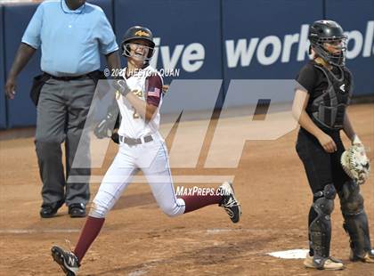 Thumbnail 2 in Esperanza vs. Roosevelt (CIF-SS D1 Final) photogallery.