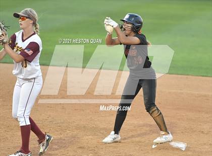 Thumbnail 1 in Esperanza vs. Roosevelt (CIF-SS D1 Final) photogallery.
