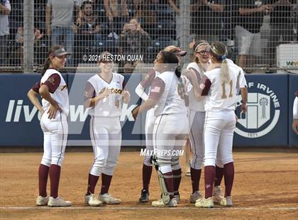 Thumbnail 2 in Esperanza vs. Roosevelt (CIF-SS D1 Final) photogallery.